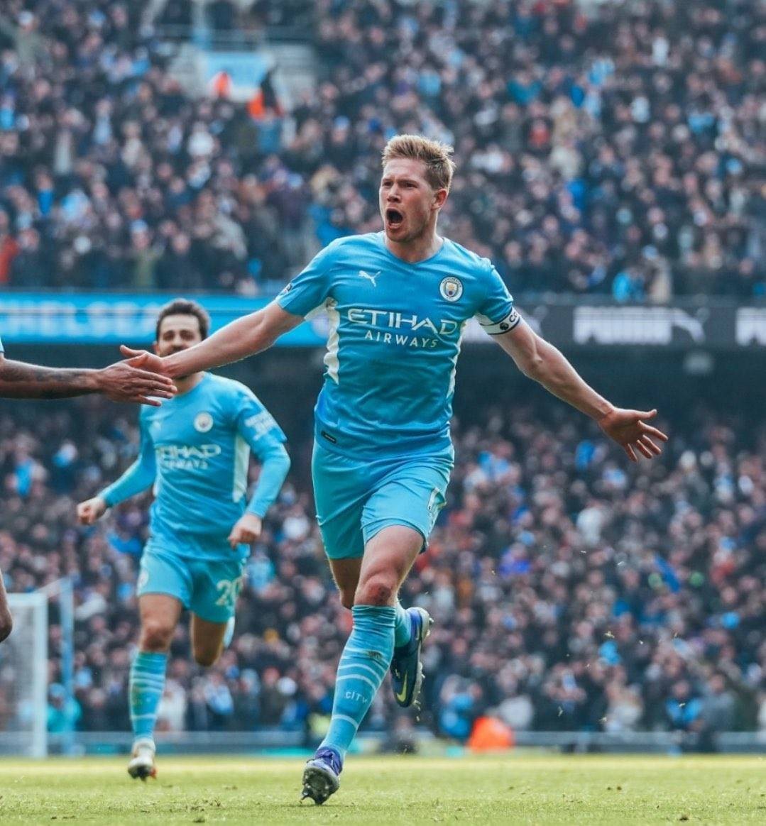 达尼洛同时斩获两座欧冠&解放者杯冠军，为历史首人