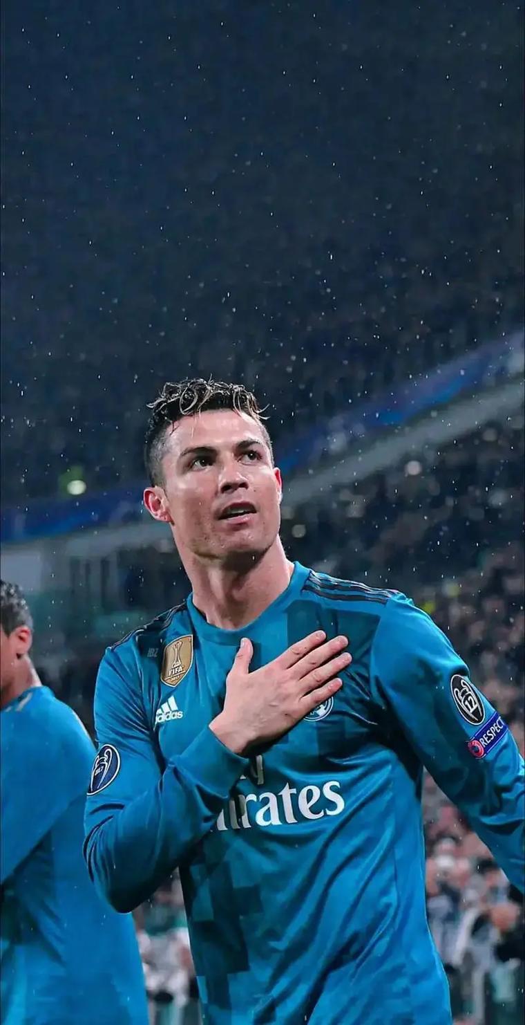 伯恩茅斯欲留塞梅约至赛季末，英超五强关注其解约条款