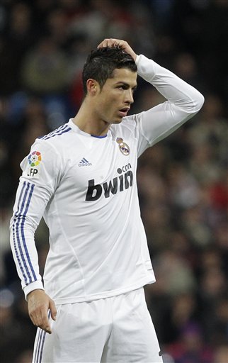 每体：德容未能参与赛前集中，能否出战本轮联赛成疑